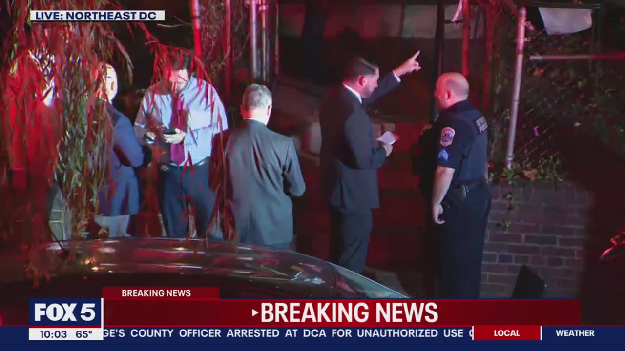Man shot, killed near row homes in Northeast DC | FOX 5 DC