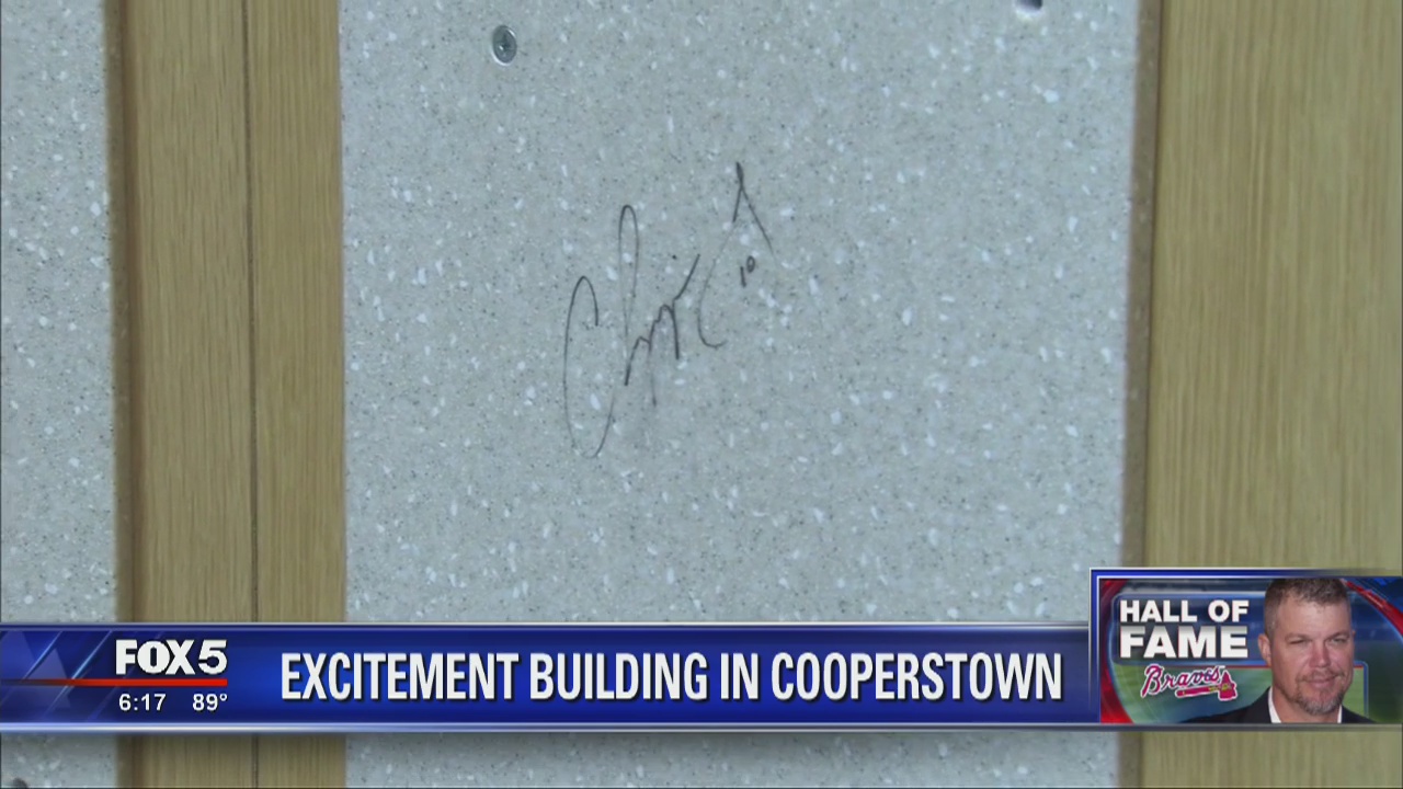 Fans flock to Cooperstown to honor Chipper