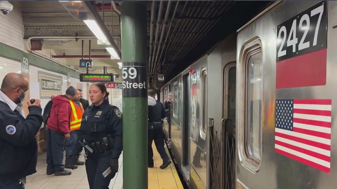 Subway screwdriver stabbing