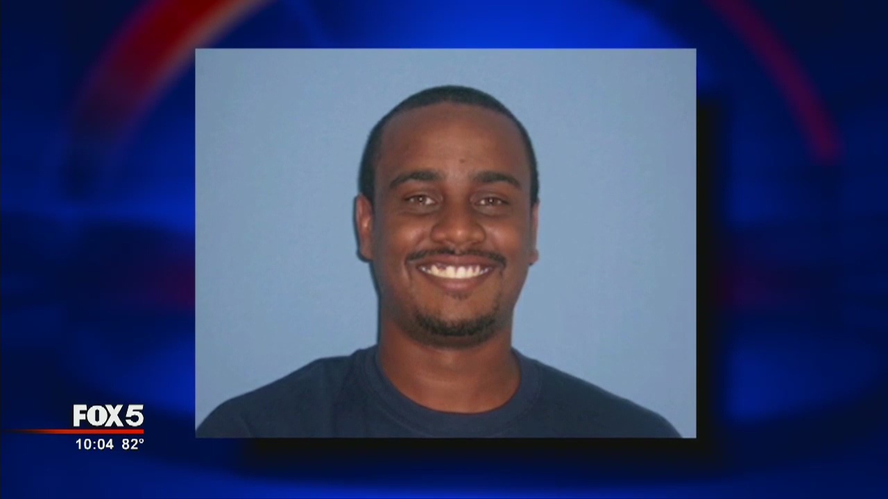 Search for man accused of attacking girlfriend with machete | FOX 5 Atlanta