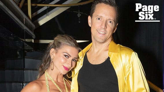 Jason Mraz reflects on working with Taylor Swift