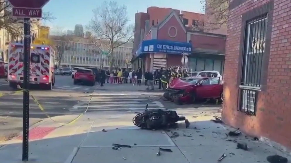 Deadly crash in the Bronx