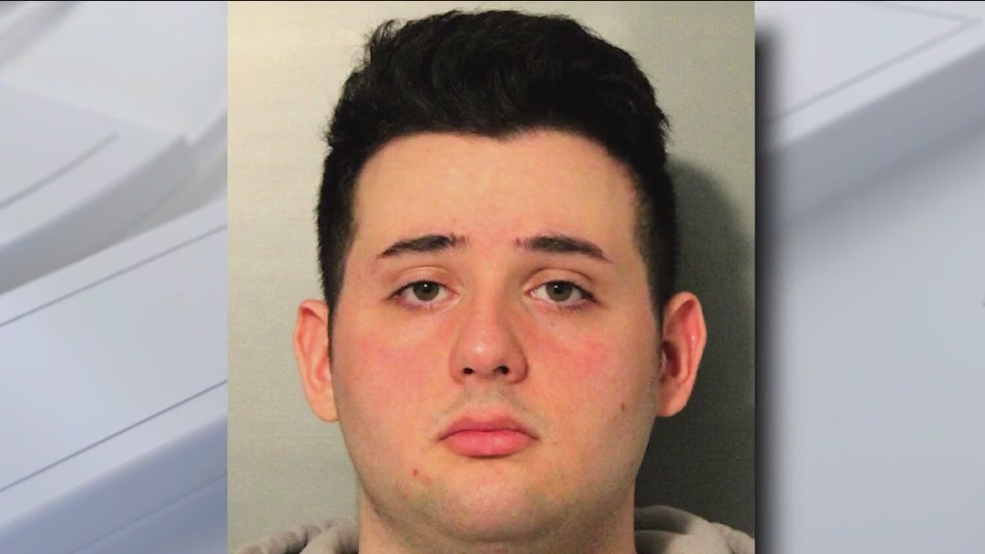 Massapequa employee arrested for animal cruelty | FOX 5 New York