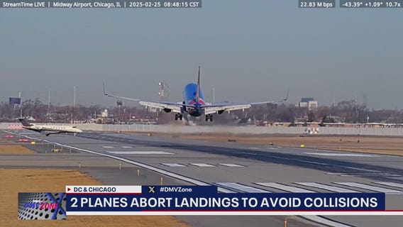 Two planes abort landings to avoid collisions