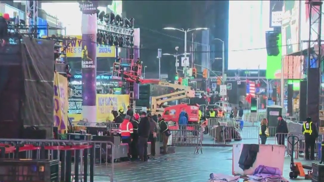 New Year's Eve Times Square preparations | FOX 5 New York