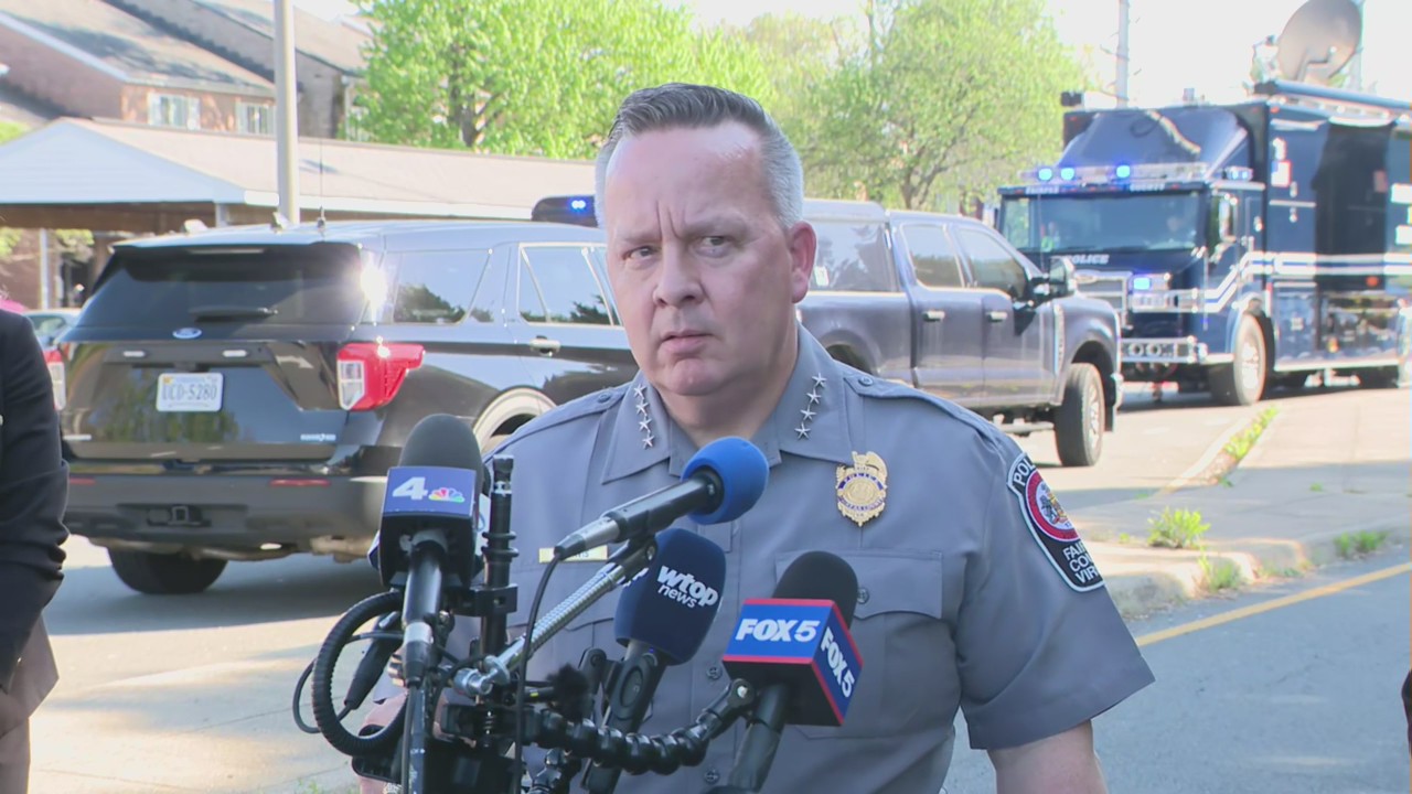 Suspect killed after 2 police officers shot in Fairfax County | FOX 5 DC