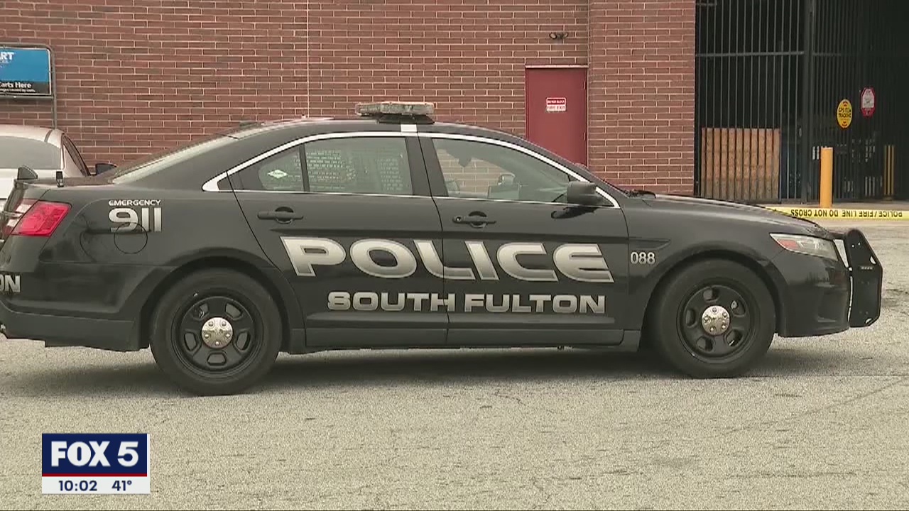 Man shot and killed at Walmart | FOX 5 Atlanta
