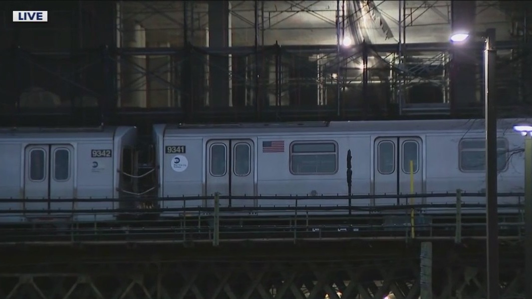 Train derailment in Brooklyn