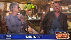 Jamie Lee Curtis, Daniel Craig star in Knives Out