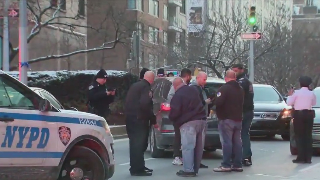 NYPD officer struck by car on Upper East side