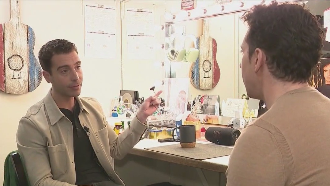 Nick Fradiani stars as Neil Diamond in musical