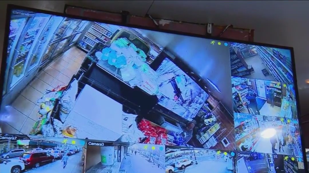 Contacting police via Whatsapp