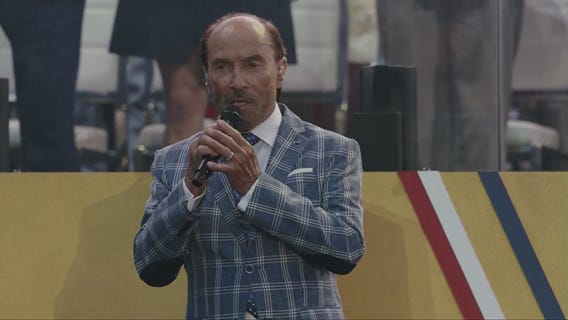 'God Bless the USA': Lee Greenwood performs at Army parade