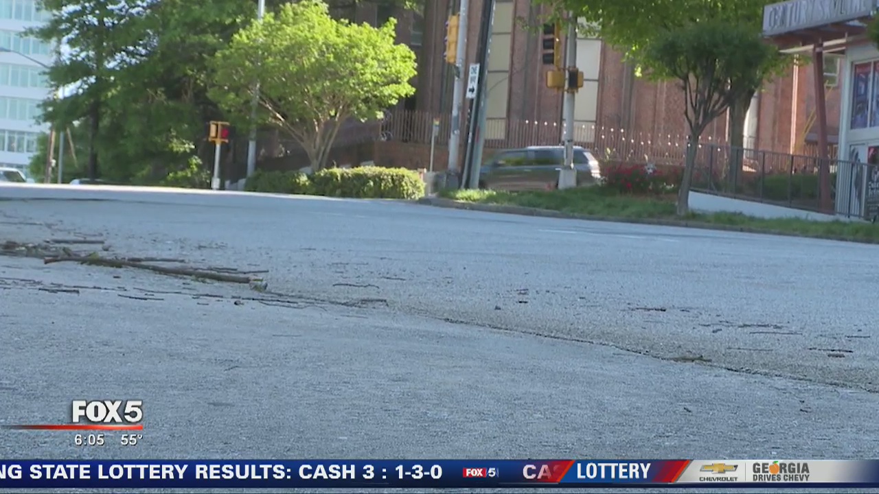 Men attacked and robbed in Atlanta | FOX 5 Atlanta