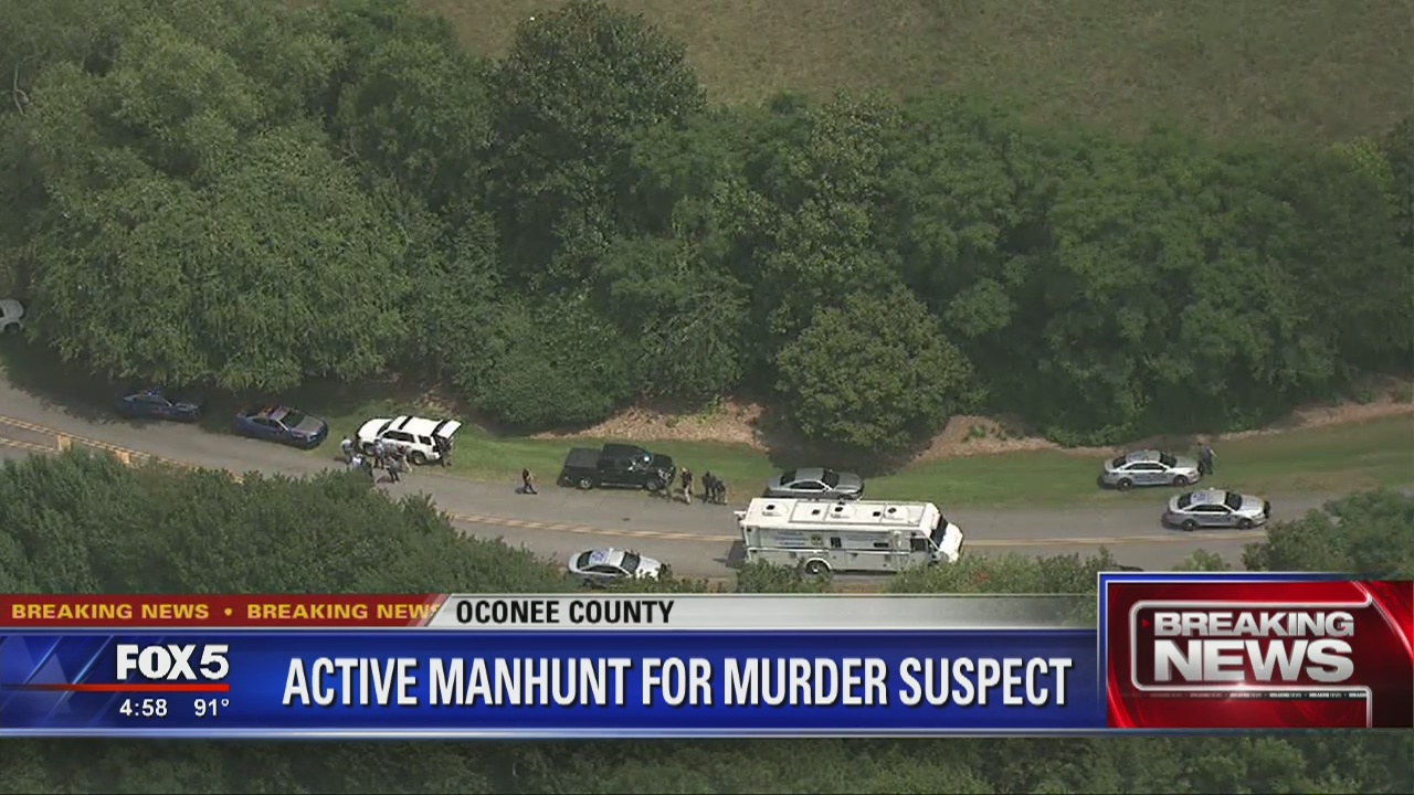 Active manhunt for murder suspect | FOX 5 Atlanta