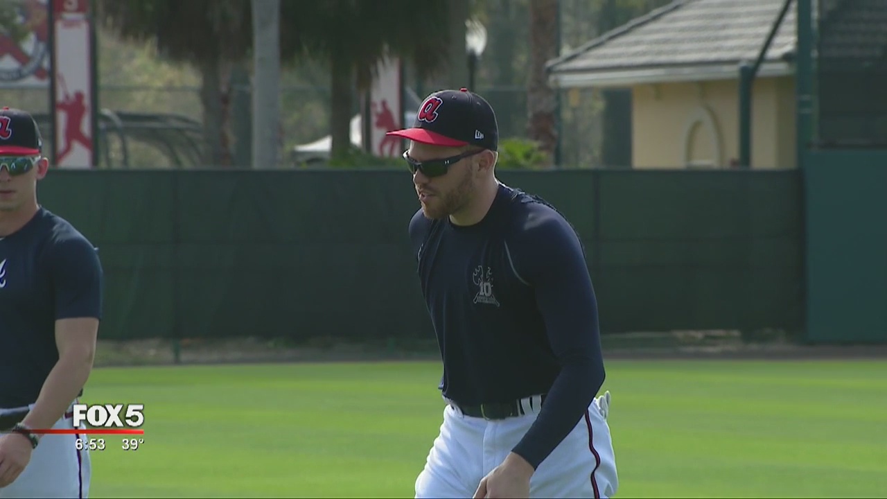 Unsigned free agents cast a shadow on Spring Training