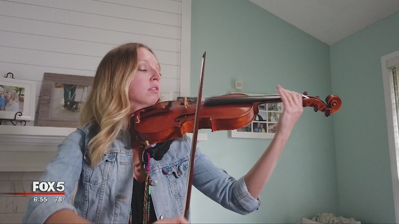 Violinist in tune with the Braves