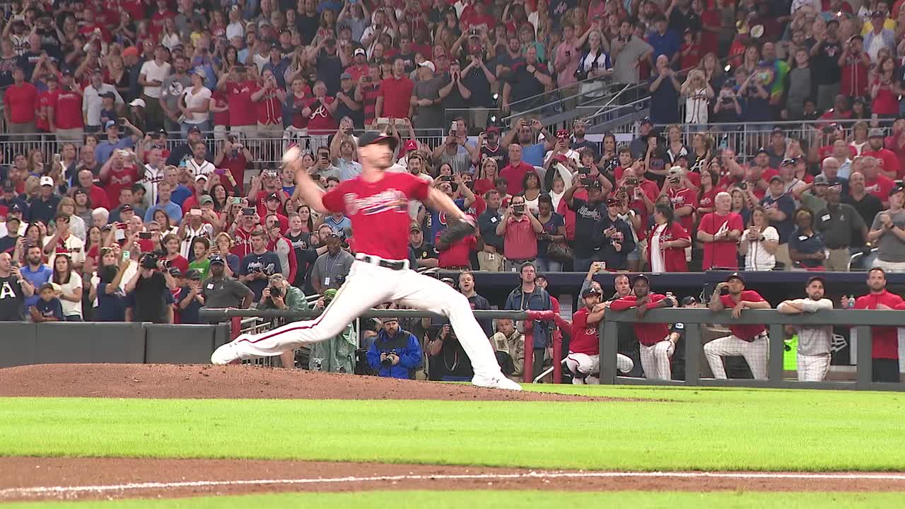 Braves celebrate second-straight division title