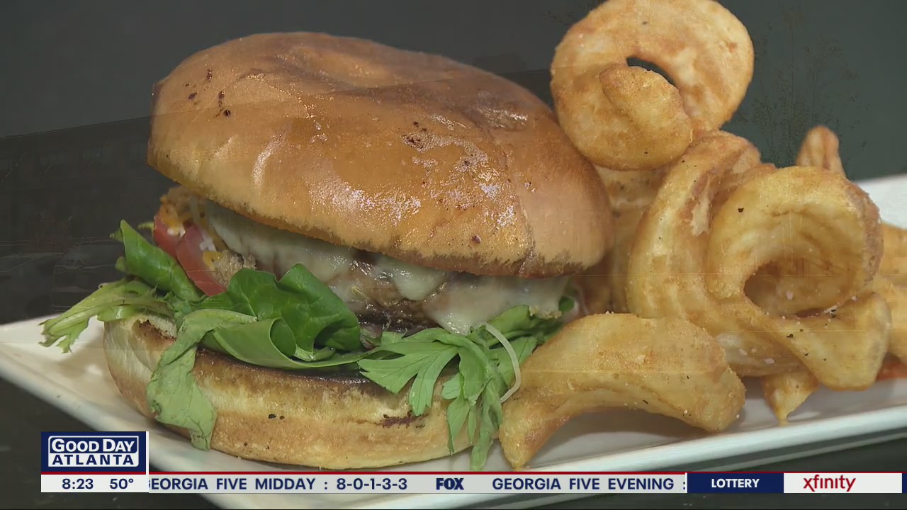 Burgers with Buck visits Atlanta's Graffiti Breakfast