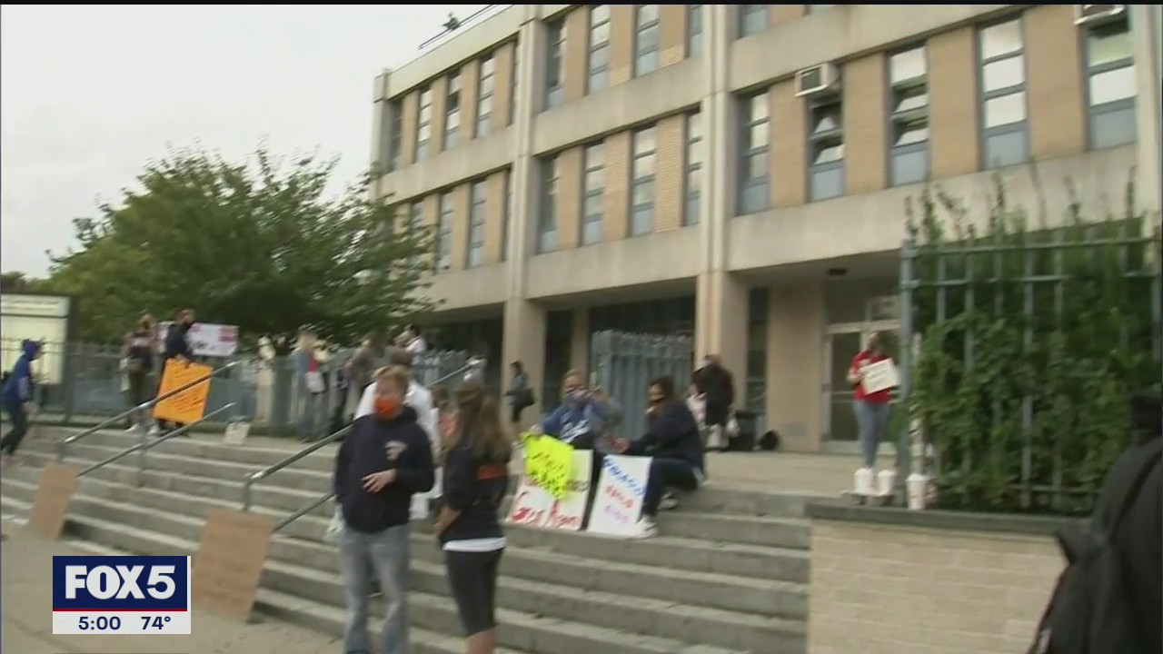 NYC delays in-person classes