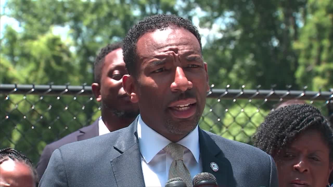 Atlanta mayor addresses teen shooting | FOX 5 Atlanta