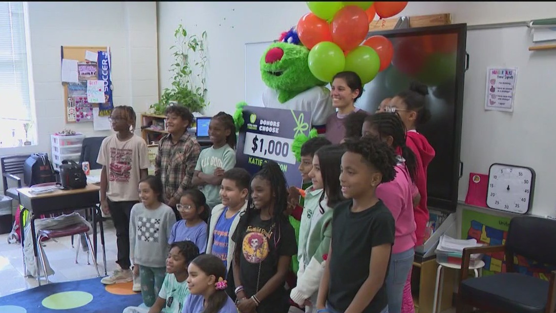 APS teacher gets special honor | FOX 5 Atlanta