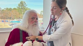 Athens Santa Claus survives cancer diagnosis