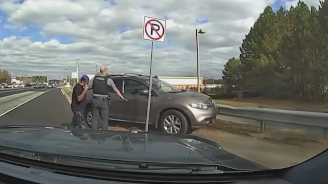 Body cam captures heroic moments deputies rescue driver | FOX 5 Atlanta