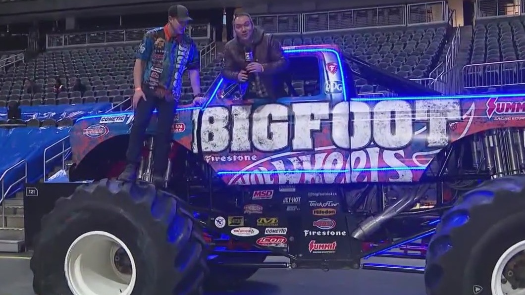 Fun at Hot Wheels Monster Trucks Live Glow Party