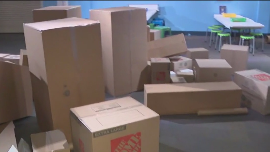 Atlanta museum exhibit goes 'Outside the Box'