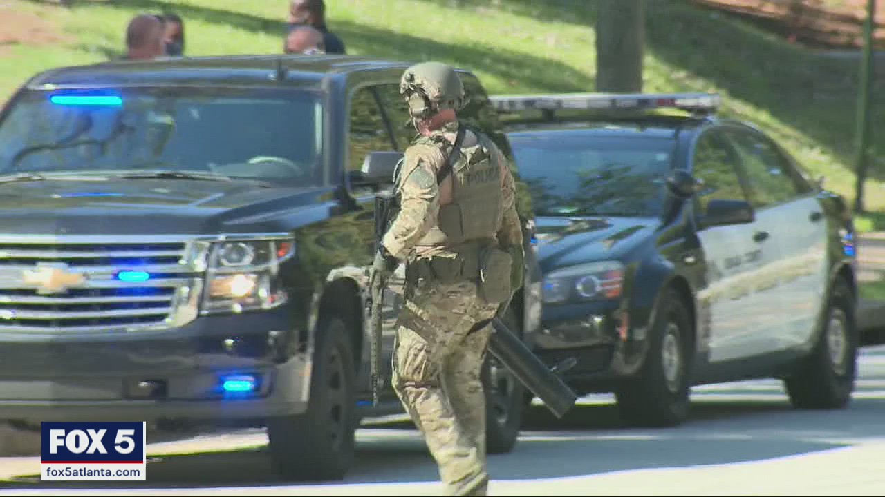 Murder suspect shot and killed by authorities | FOX 5 Atlanta
