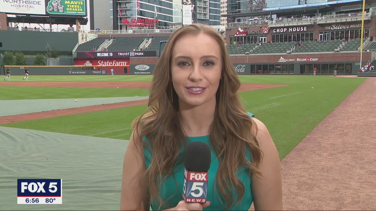 Braves hope to complete sweep of Phillies, clinch NL East