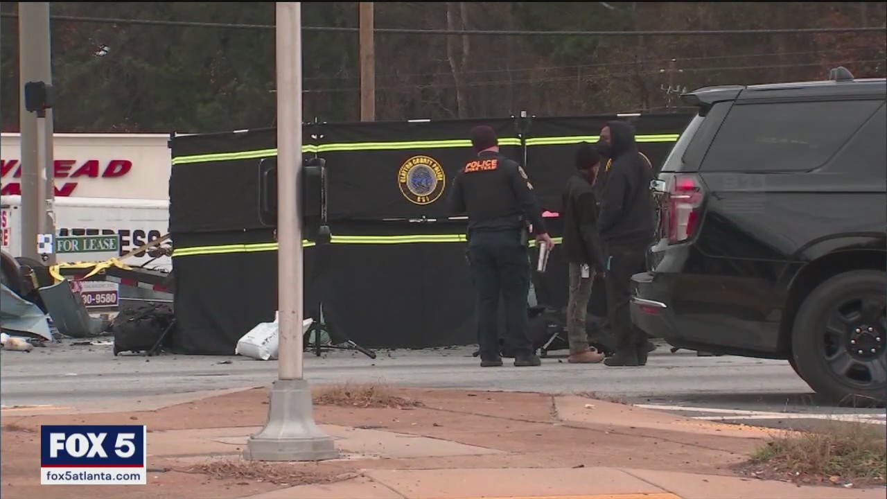 Good Samaritan saves young children from fiery crash | FOX 5 Atlanta
