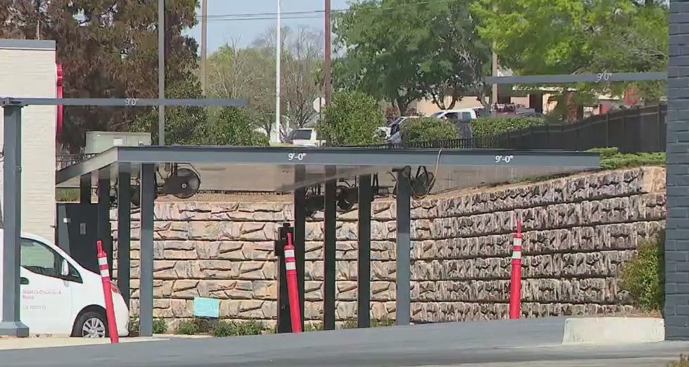 Apparent murder-suicide at fast-food restaurant in Rome