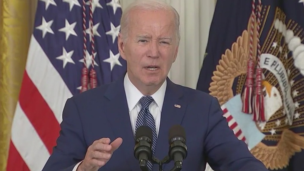 Biden touts economic recovery before election