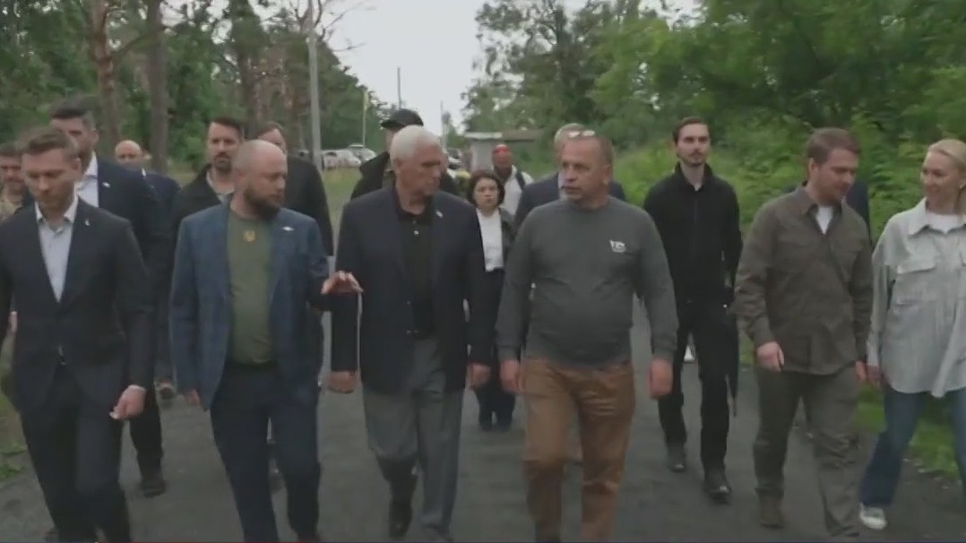 Pence in Ukraine