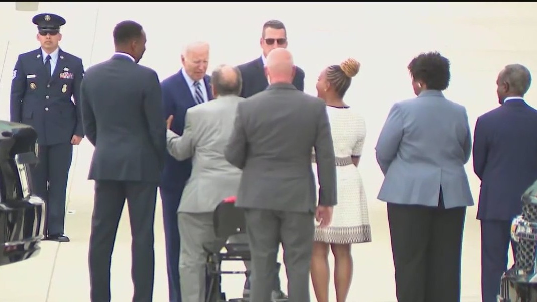 President Biden lands in Atlanta | FOX 5 Atlanta