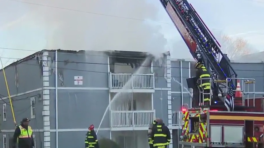 16-20 displaced by College Park apartment building fire | FOX 5 Atlanta