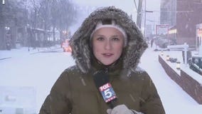 Heavy snowfall hits metro Atlanta