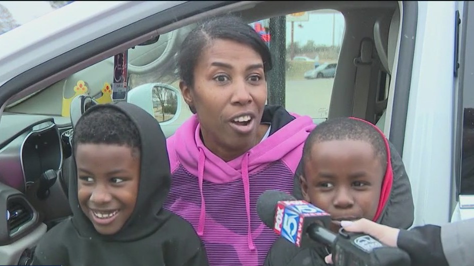Kids in LaGrange excited for the snow