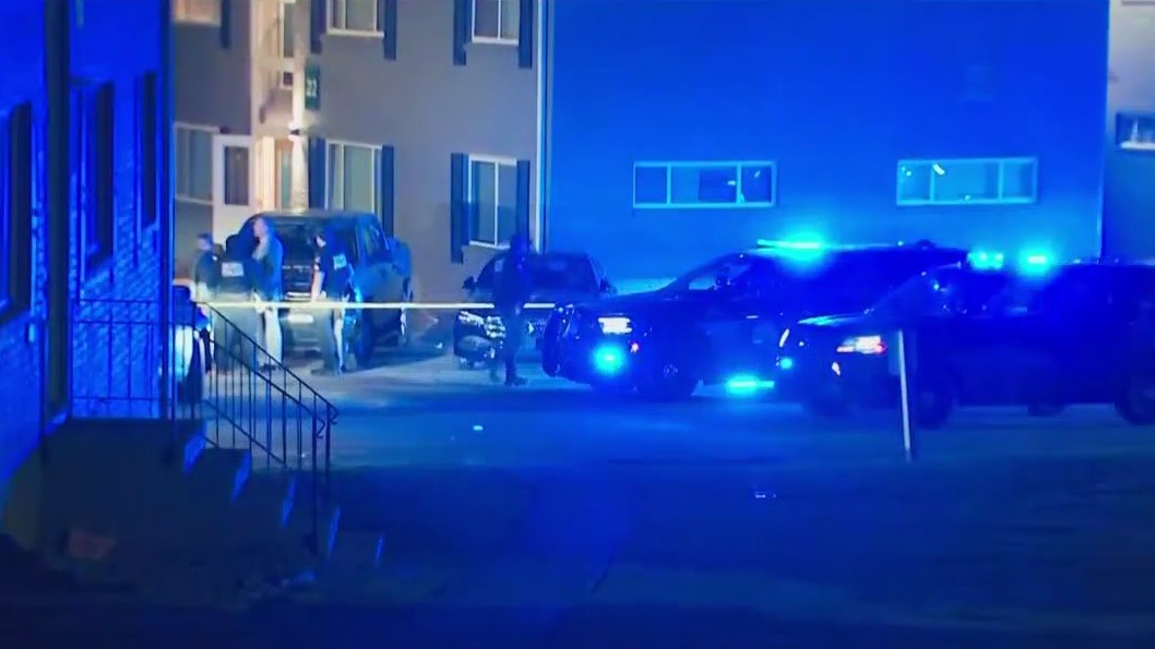 Deadly double shooting at Atlanta apartments | FOX 5 Atlanta