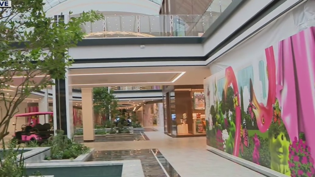 Check out The Avenue at American Dream