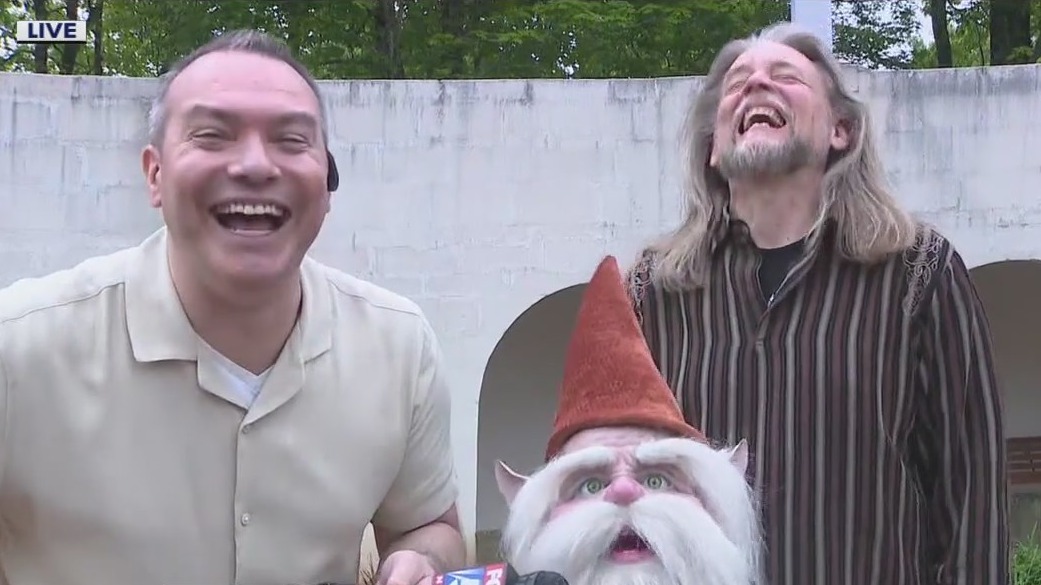 Mirth and Mischief at Helen's Uhuburg