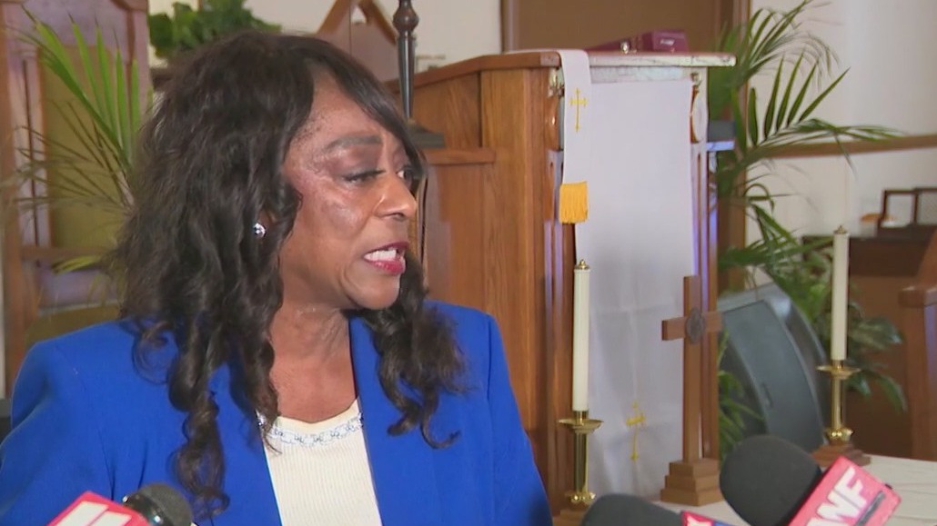 Stone Mountain mayor defends changing city bank access