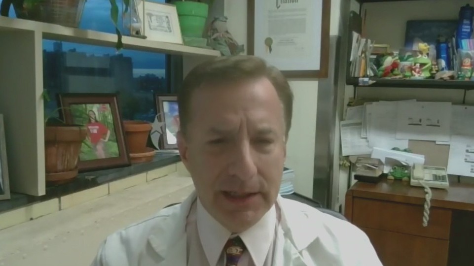 Doctor supports vaccine for children