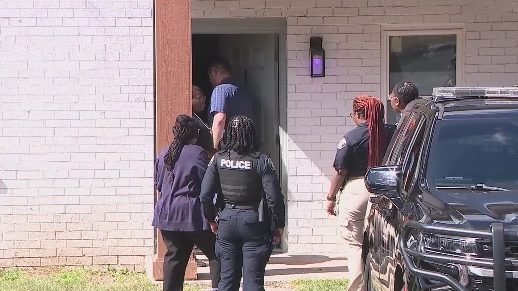 Police search apartments for missing 6-month-old | FOX 5 Atlanta