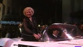 From 1989: Parade, concert wrap up MGM Studios' grand opening