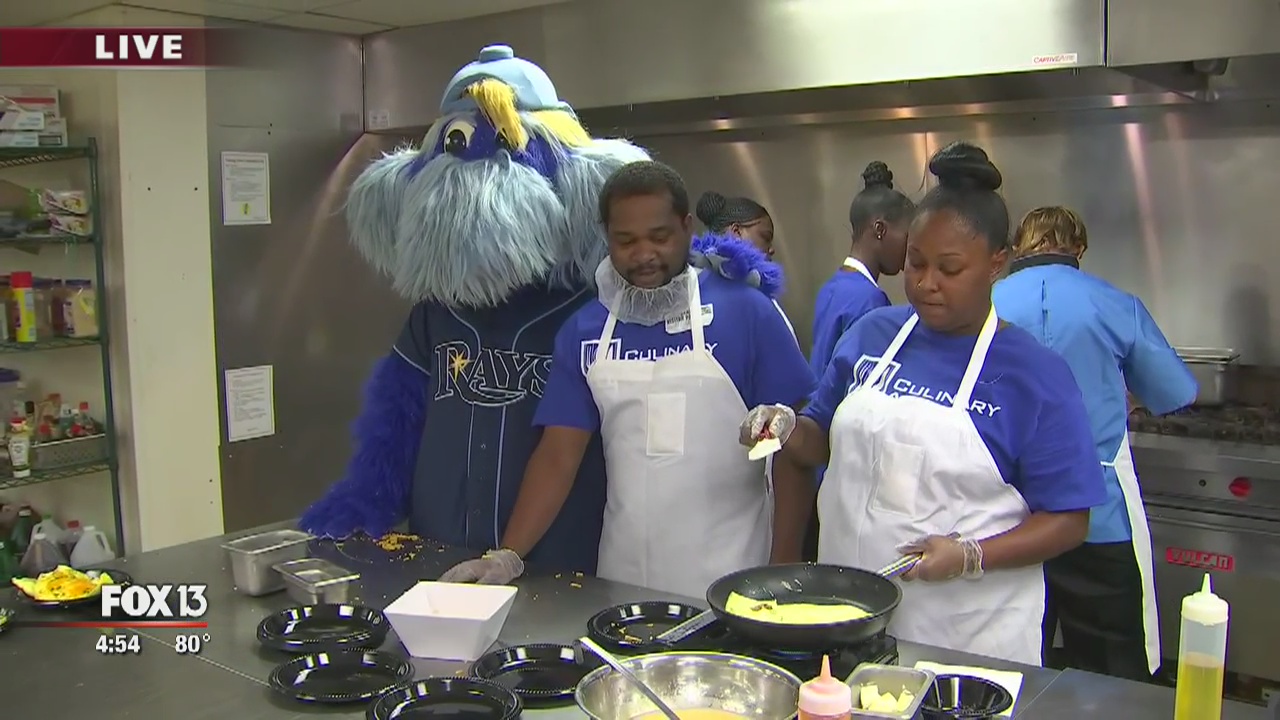 Rays join Metropolitan Ministries in cooking for a cause
