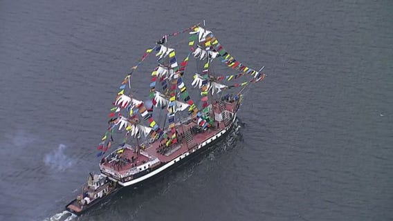 Jose Gasparilla invades Tampa Bay during 2023 Children's Gasparilla Parade