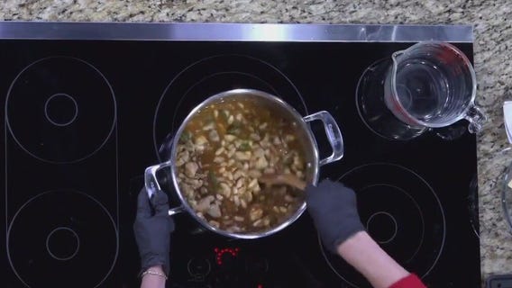 Dr. BBQ: White turkey chili